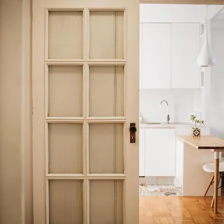 Apartment Cozy 1-bedroom With Private Terrace In Palmela