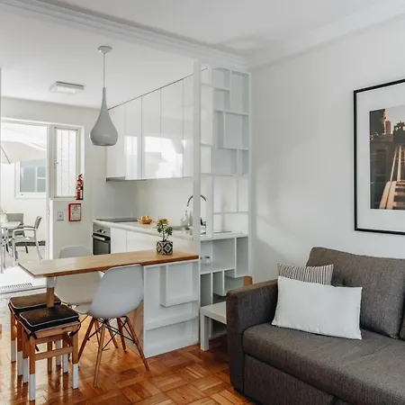 Esm - Palmela's Romantic Terrace Apartment
