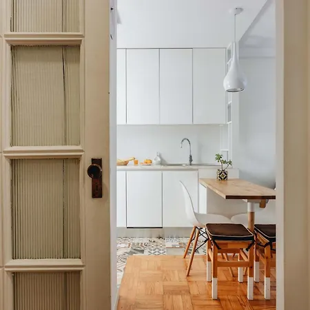 Cozy 1-bedroom With Private Terrace In Palmela Porto
