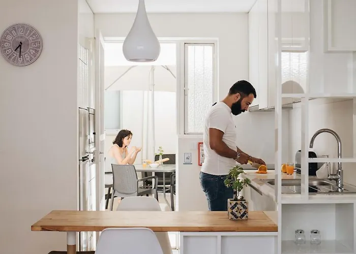 Cozy 1-bedroom With Private Terrace In Palmela דירה