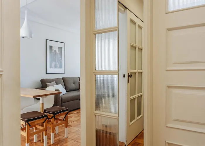 Cozy 1-bedroom With Private Terrace In Palmela *