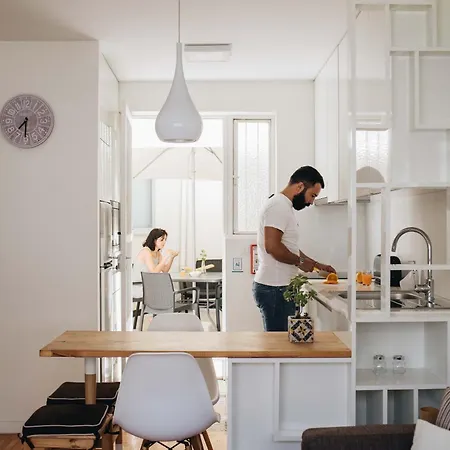 Cozy 1-bedroom With Private Terrace In Palmela Appartement